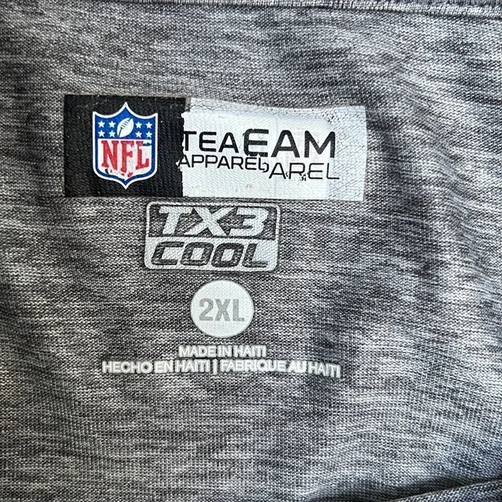 Seattle Seahawks T-shirt.  NFL team apparel. TX3 Cool.  Size 2XL.